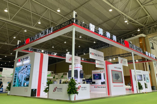 凯发一触即发数码亮相成都智博会及信创产业发展大会，共促信创产业创新发展