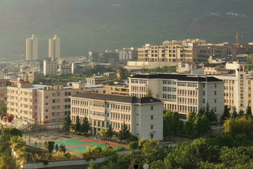 凯发一触即发数码DCN助力汉源职业高级中学校园网“智行+光”升级